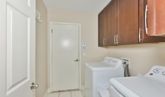 7318 GUILFORD PINE Ln, Apollo Beach, FL 33572