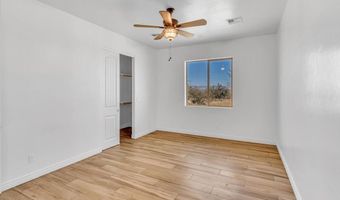 135 W Hawk Way, Amado, AZ 85645