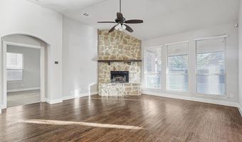 901 Glendale Dr, Anna, TX 75409