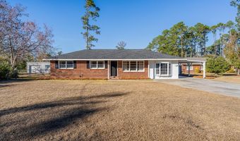 102 Lucerne, Baxley, GA 31513
