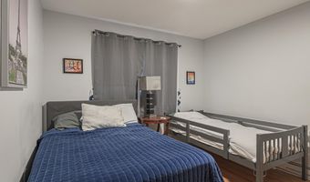 48 W BOLTON Ave, Absecon, NJ 08201