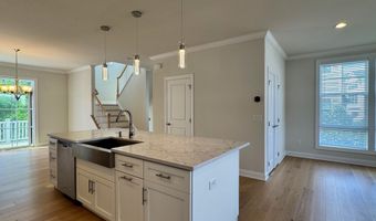 25 Brentwood Cir 25, Danbury, CT 06810