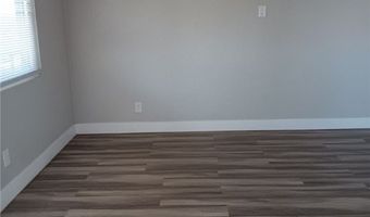 445 N 14th St D, Las Vegas, NV 89101
