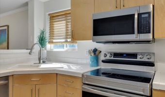 596 SW 207TH Ave, Beaverton, OR 97006