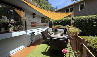 1470 GLENWOOD Dr, Brookings, OR 97415