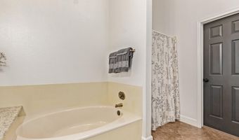 2555 N TAMARISK St, Chandler, AZ 85224