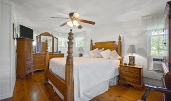 22 Burgess Rd, Foster, RI 02825