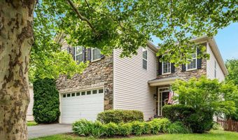 25030 GRAYWACKE Dr, Aldie, VA 20105