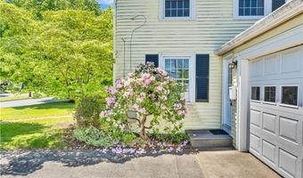 172 Hoyt Ave, East Providence, RI 02916