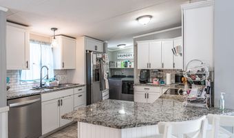 151 Allen Ln, Aberdeen, NC 28315