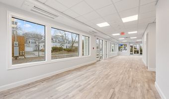 451 Essex St, Beverly, MA 01915