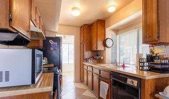 7483 Tooma St B, San Diego, CA 92139