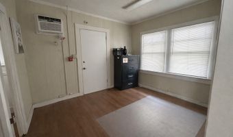 3513 Harding Ave, Honolulu, HI 96816