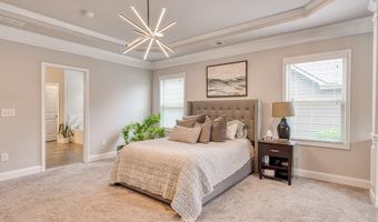 205 Colfax Dr, Boiling Springs, SC 29316