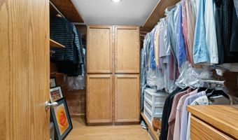7225 SW JUNIPER Ter, Beaverton, OR 97008
