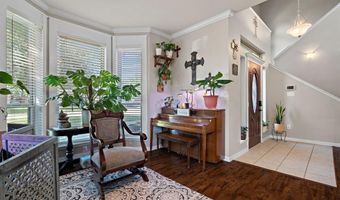202 Wayne Dr, Aledo, TX 76008