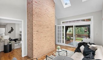 43478 GOLDEN MEADOW Cir, Ashburn, VA 20147