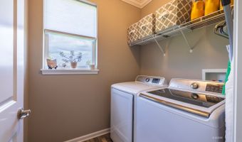 3028 Canterbury Ct, Albany, OH 45710