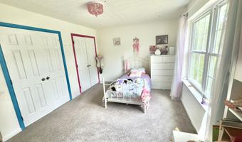 2292 Bismark Rd, Blakeslee, PA 18610