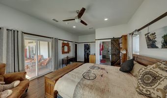 240 Sendero Horse Thief, Alpine, TX 79830