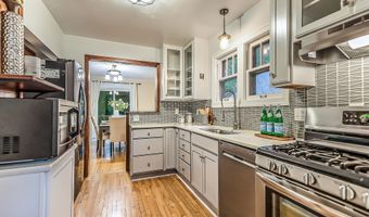 324 Highlake Ave, Ann Arbor, MI 48103