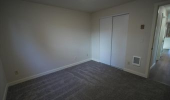 2419 SE ERMINE St, Albany, OR 97322