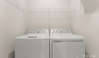 2037 Birchside Dr, Charlotte, NC 28205