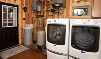 71 LOVERS Ln, Belfry, MT 59008