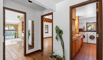 925 Old Farm Ln, Aptos, CA 95003