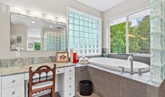 1346 Diamond Dr, Arcata, CA 95521