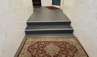 779 BROADWAY 2R, Bayonne, NJ 07002