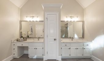 10650 Centennial Dr, Alpharetta, GA 30022