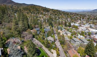 300 Vista St, Ashland, OR 97520