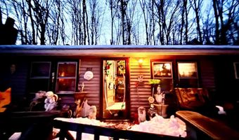 464 Lopus Rd, Beacon Falls, CT 06403