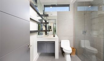 21 Drifting Shadow Way, Las Vegas, NV 89135