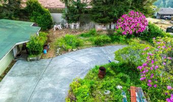 96376 Coverdell Rd, Brookings, OR 97415