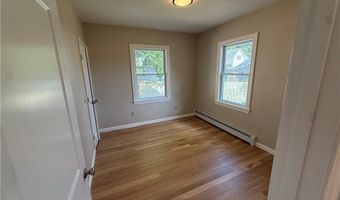 63 Shore Rd, East Providence, RI 02915