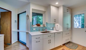 5801 BENT BRANCH Rd, Bethesda, MD 20816