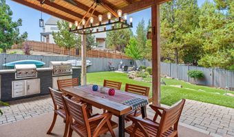 2409 NE Robinson St, Bend, OR 97701