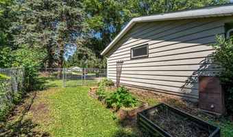 1105 DROSTER Rd, Madison, WI 53716