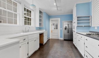 230 French St, Bangor, ME 04401