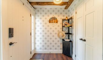99 Highview Ave, Hopkinton, RI 02832