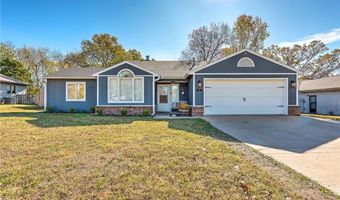 4 Tavistock Dr, Bella Vista, AR 72714