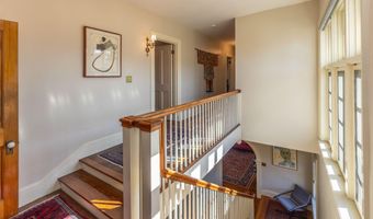 18 Bayside Dr, Belfast, ME 04915