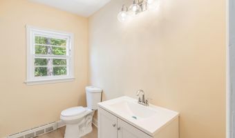 200 Burr Ext St, Barnegat, NJ 08005