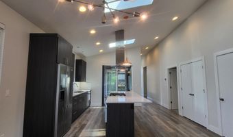 61406 Duncan Ln, Bend, OR 97702