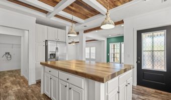 1262 Penny Morris Rd, Baxley, GA 31513