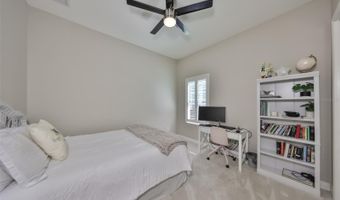 6429 SEASOUND Dr, Apollo Beach, FL 33572