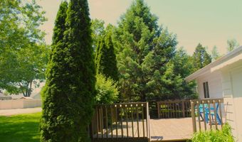 716 E Randolph St, Angola, IN 46703