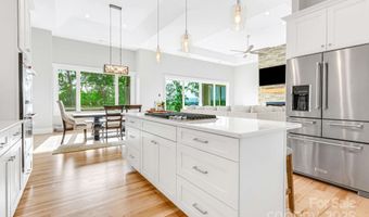 128 Saddle Ridge Dr, Alexander, NC 28701